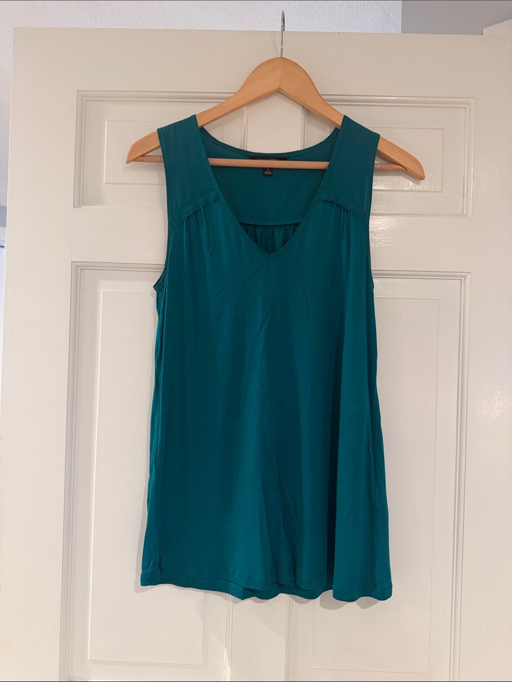 Banana Republic Teal Sleeveless V-Neck Tunic Blouse